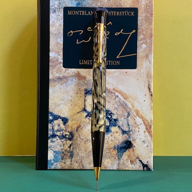Montblanc-portamine-writers-edition-oscar-wilde 2